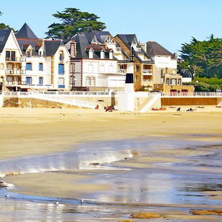 Ibis Budget Vannes Bagian luar foto