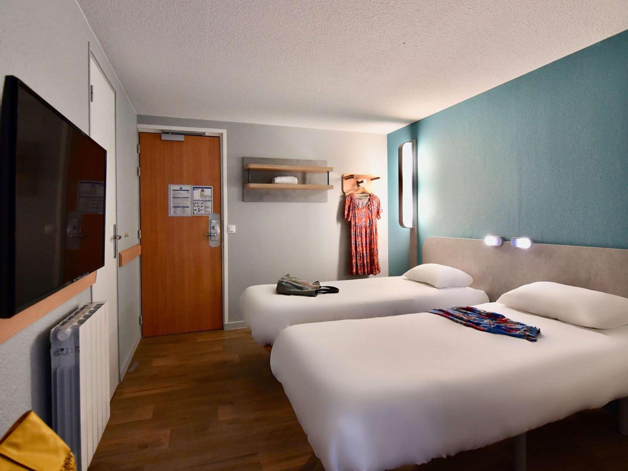 Ibis Budget Vannes Bagian luar foto