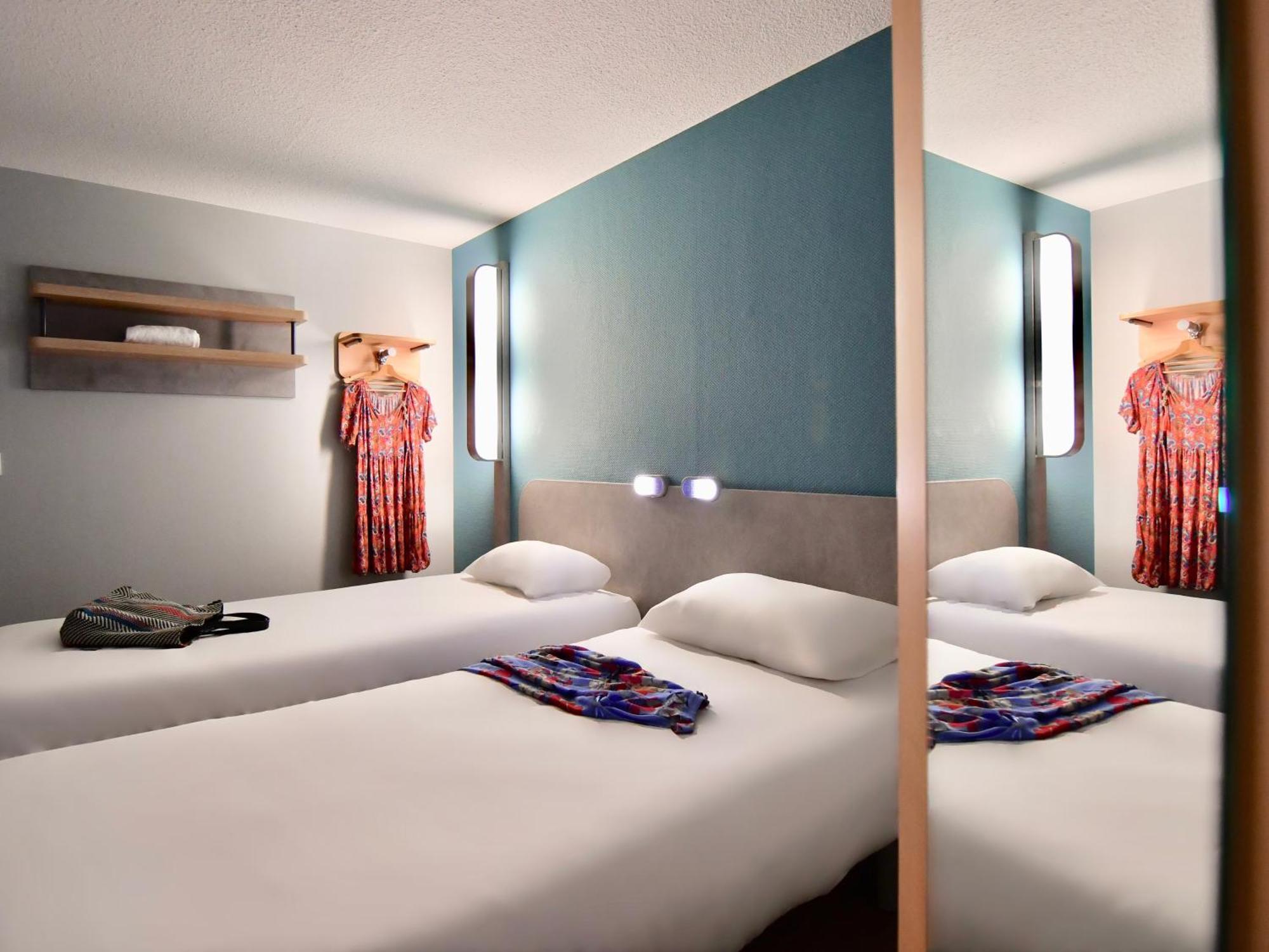 Ibis Budget Vannes Bagian luar foto